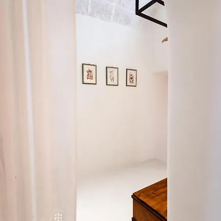 Moma Boutique * Ostuni